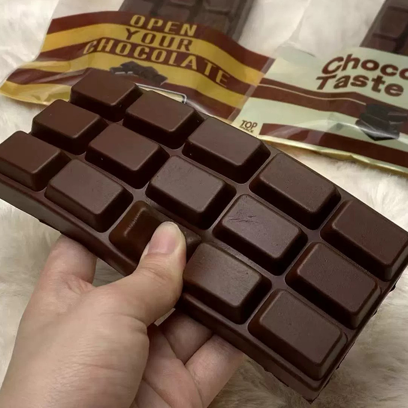 ألعاب سكويشي ناعمة على شكل شوك - مراجعة Junk Food Snacks وسعره
