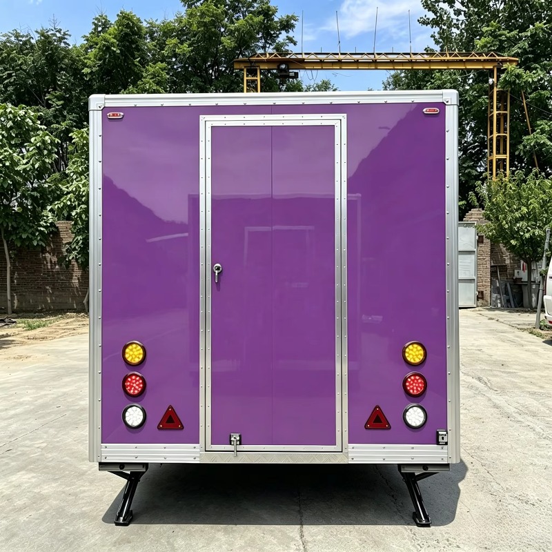 عربة طعام متنقلة حديثة مع واجه - مراجعة Food Truck With Snacks وسعره
